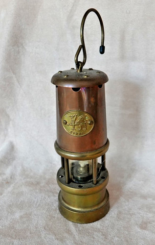 Vintage welsh cymru - vintage, "