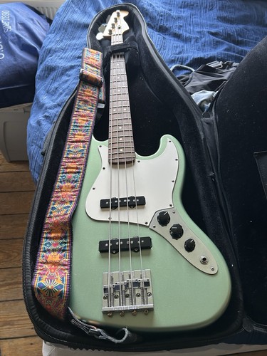 Fender jazz standard bass - jazz,