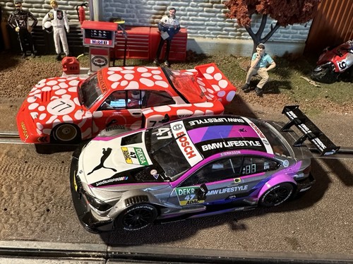 Slot car pair of - 1/32,