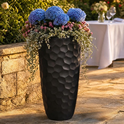 Tall black garden - black,