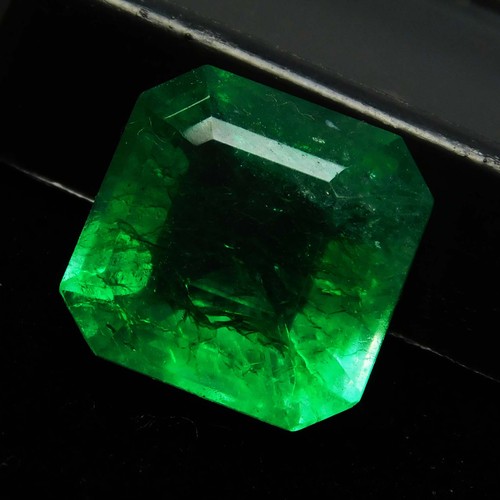 Emerald cut certified - cut,
