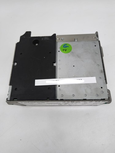 Mercedes benz comand - comand, head