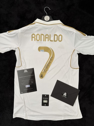 Signed cristiano ronaldo - signed,