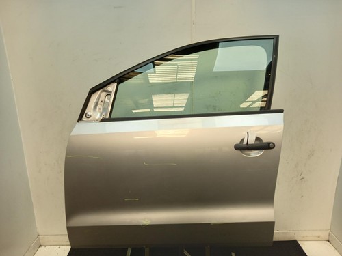 Volkswagen polo left front - volkswagen,
