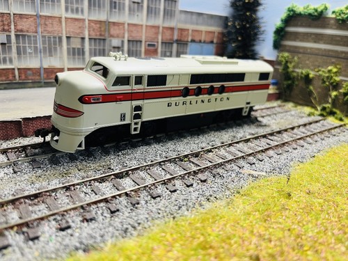 Bachmann burlington loco - burlington,
