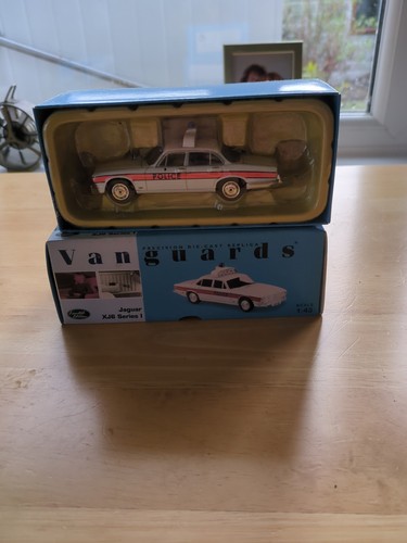 Vanguards va08601 jaguar xj6 - va08601,