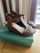 Clarks Women's Brown Leather T