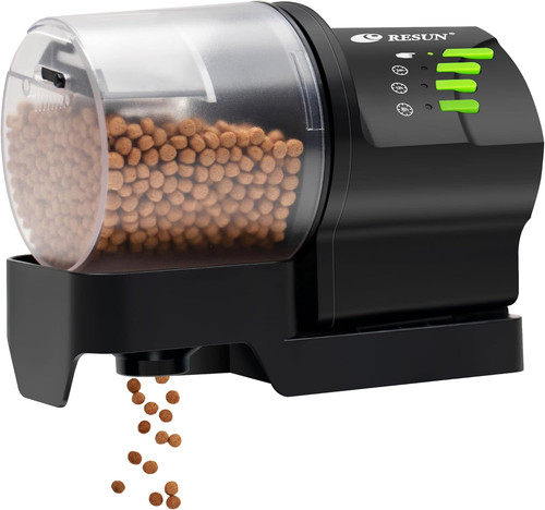 Automatic fish feeder - feeder, for