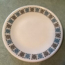 Pyrex Opal Coupe 6inch Plates 