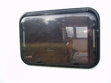 CARAVAN WINDOW 70.5CM X 52CM SWIFT CORNICHE 1999