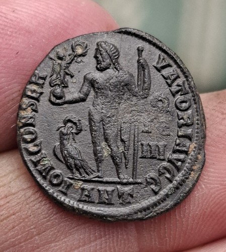 Constantine follis - i,
