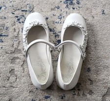 Primigi Girls White Leather Daisy Strap Shoes – EU 37