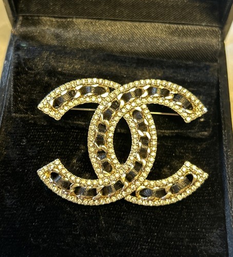 Authentic chanel gold tone - chanel,