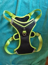 3 Peaks Reflective Green/Black Dog Harness. Size Medium