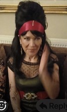 AMY WINEHOUSE FANCY DRESS WIG . 