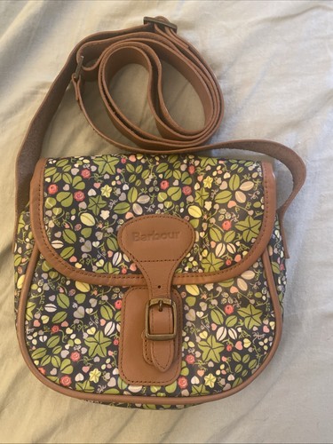 Barbour waxed cotton handbag - barbour,