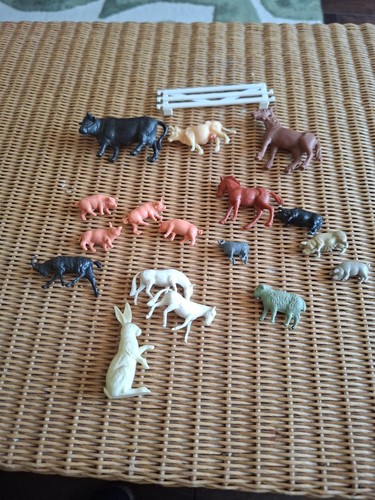 Vintage toy farm animals - vintage,