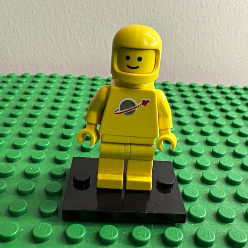 Lego classic space yellow - space,