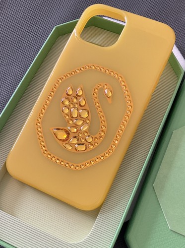 Swarovski swan smartphone case