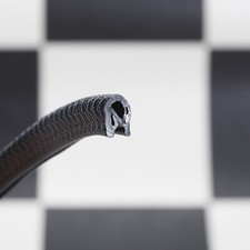 Small black edge trim - small, seal