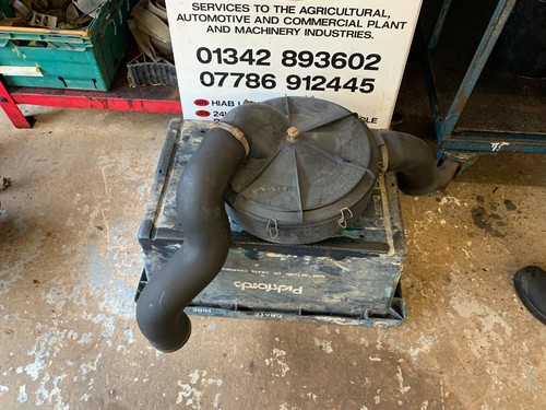 Air filter housing with pipes - housing,