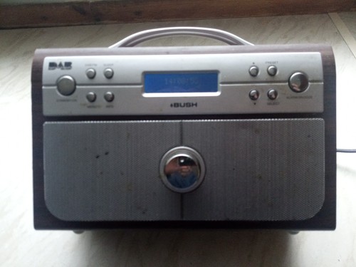 Dab compact radio bush - compact,