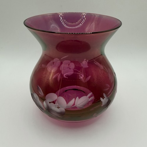 Raspberry glass lustre vase - raspberry,