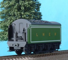HORNBY FLYING SCOTSMAN TENDER