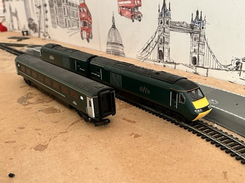 Hornby gauge gwr green - green, hst