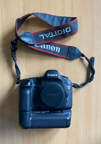 Canon eos 8mp dslr - 12.8mp,