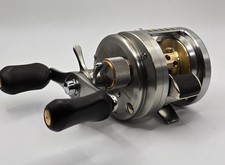 Shimano 03 Calcutta Conquest 201 DC Baitcast Reel Left Hand from Japan