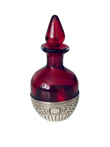 Antique perfume scent - antique,