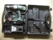 Wickes WCD18V 18V 2 Speed Cordless Combi Hammer Drill Battery Charger Bits Case