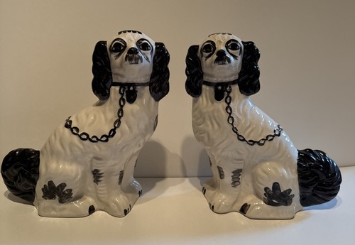 Vintage ceramic mantle dogs - ceramic,