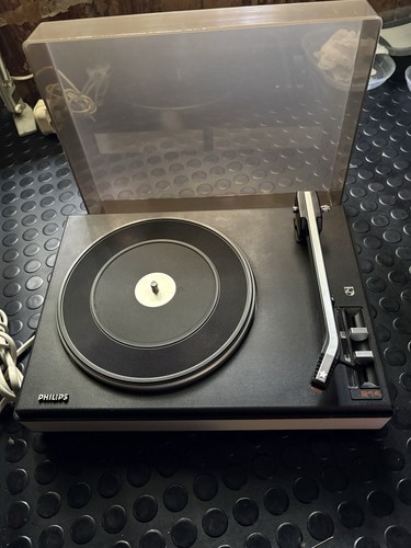 Philips 214 turntable - philips,
