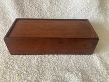 LUNN & Co OXFORD CIRCUS LONDON