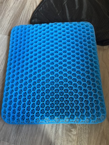 Orthopaedic chair seat cushion - seat,
