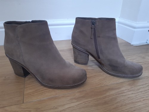 Ladies clarks beige ankle - clarks,
