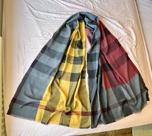 Burberry 220 cm cashmere - burberry,