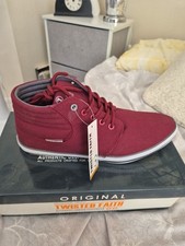 Mens Twisted Faith Shoes