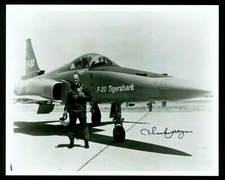 CHUCK YEAGER USAF Flying Ace