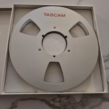 1 Silvery TASCAM  10.5'' 1/2