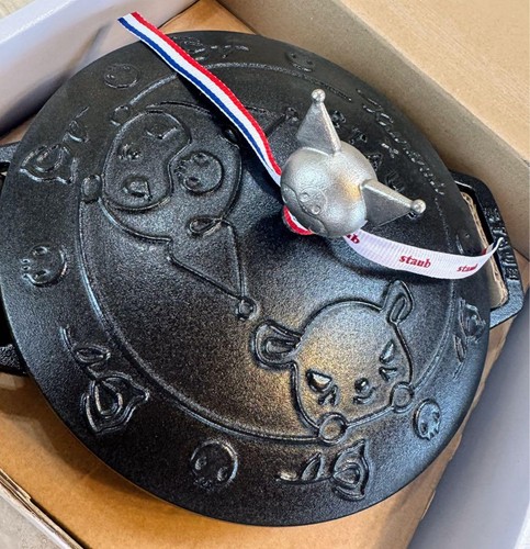 Staub kuromi collaboration - kuromi,