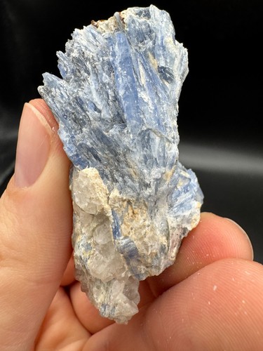 Crystal specimen kyanite blue - crystal,