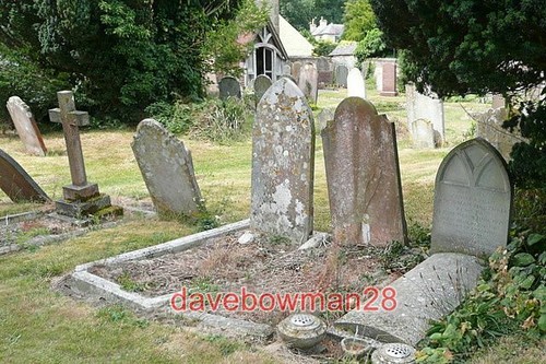 Photo clayton grave sir - ,