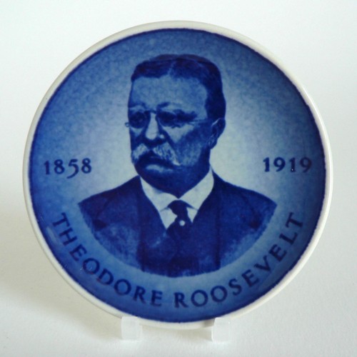 Royal copenhagen aluminia - royal,
