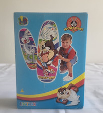 LOONEY TUNES Bugs Bunny and