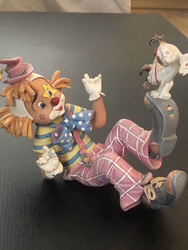 Clown with dog figure ref - clown,