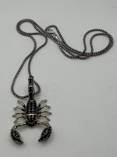 Scorpion pendant charm - ,