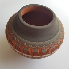 Navaho Pottery ceramic bowl